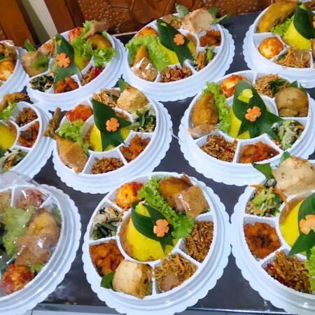 Tumini (Tumpeng Mini)