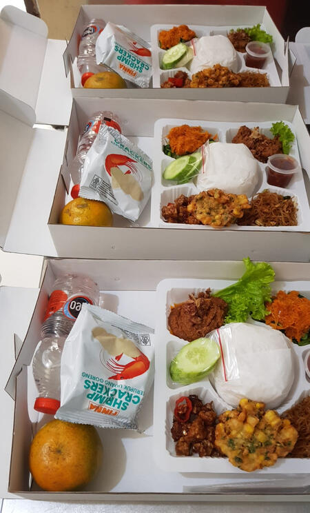 Paket Nasi Kotak Rendang
